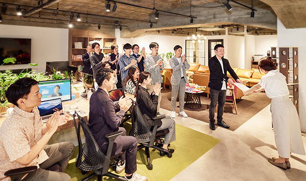 インタビュー写真